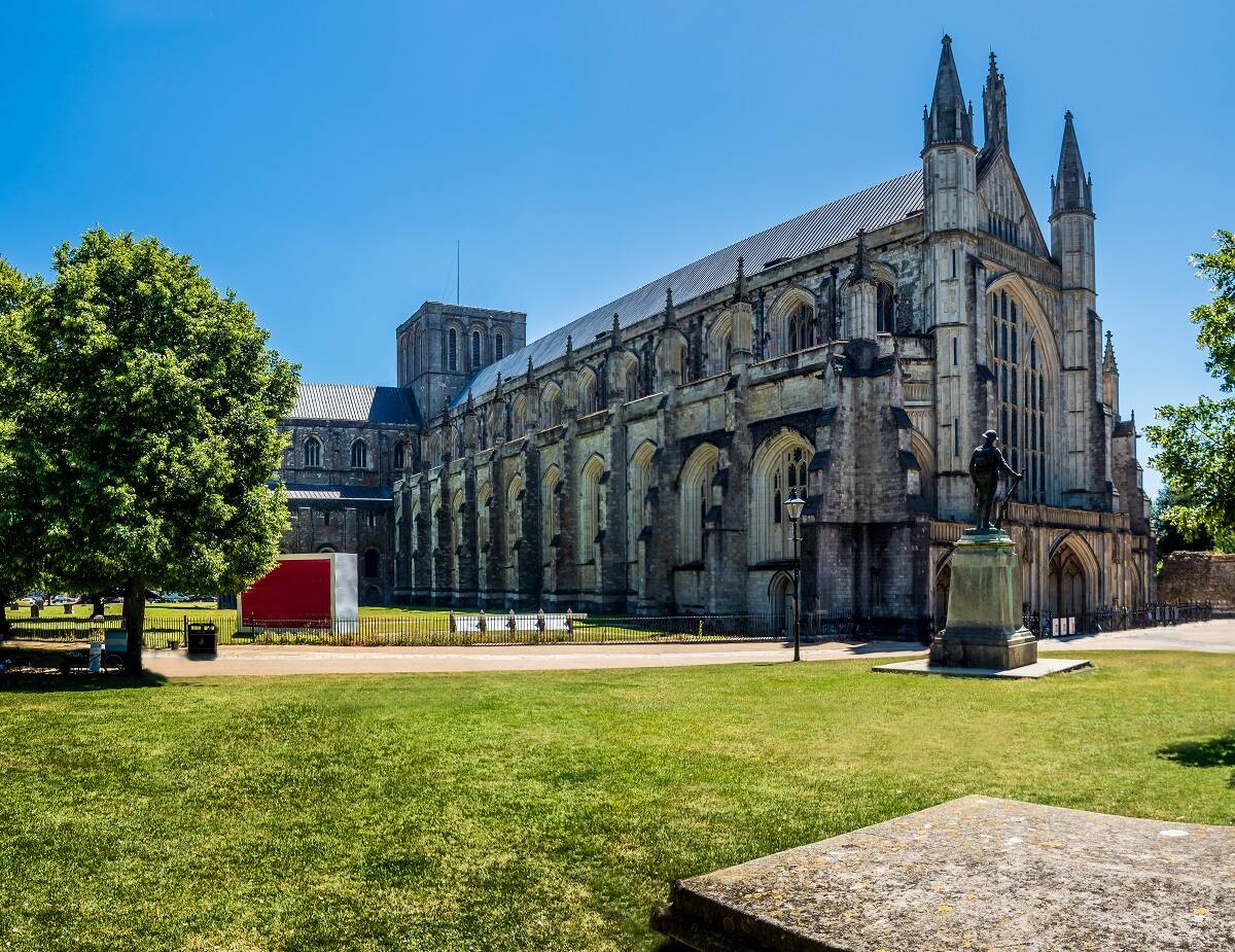 Winchester Cathedral outside