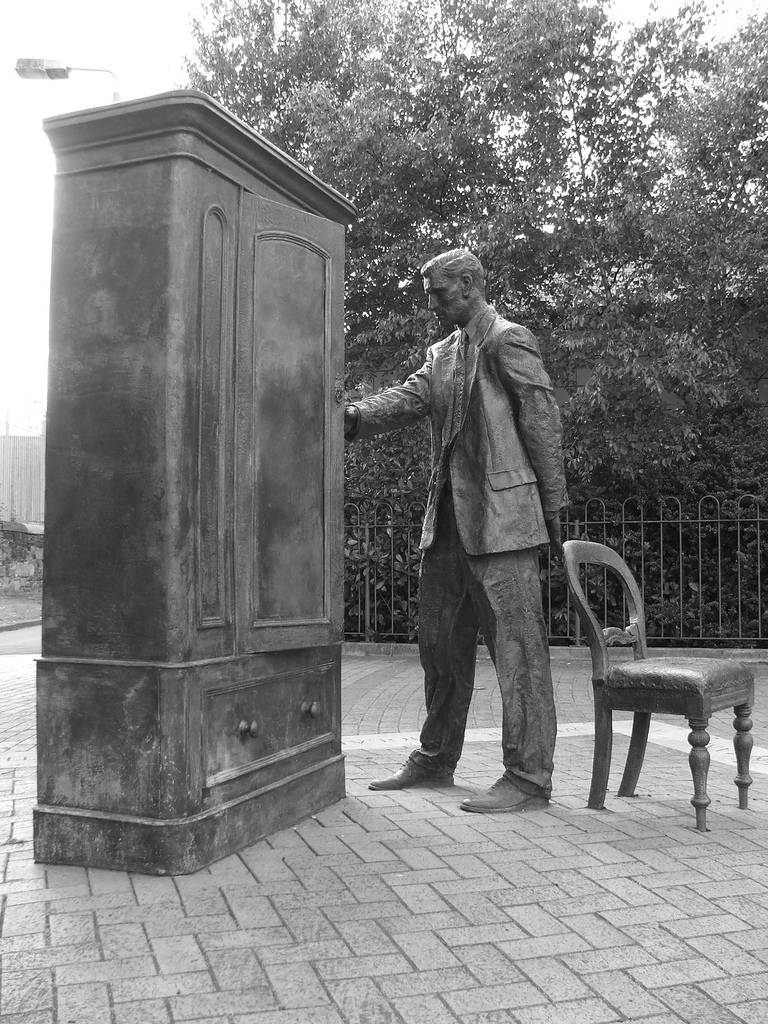 C S Lewis Statue