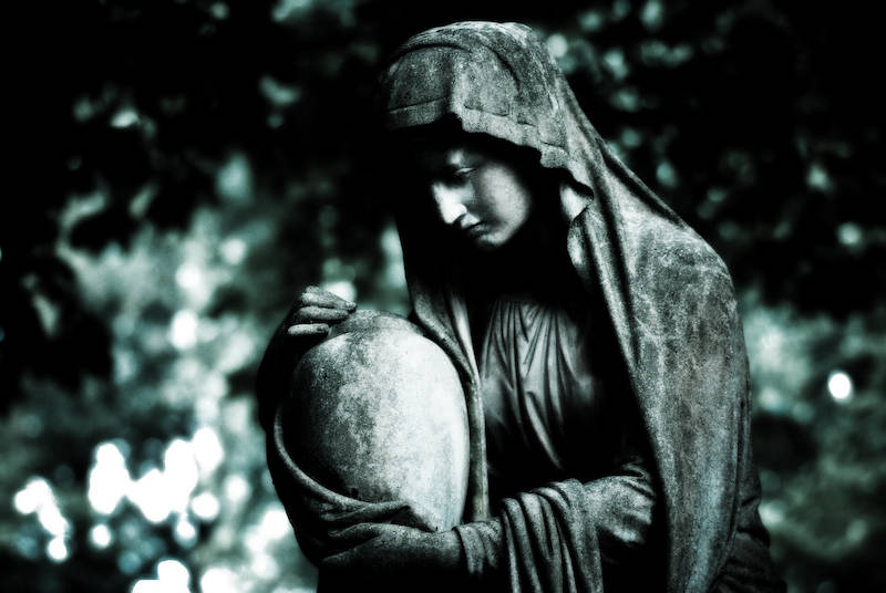 Grief statue