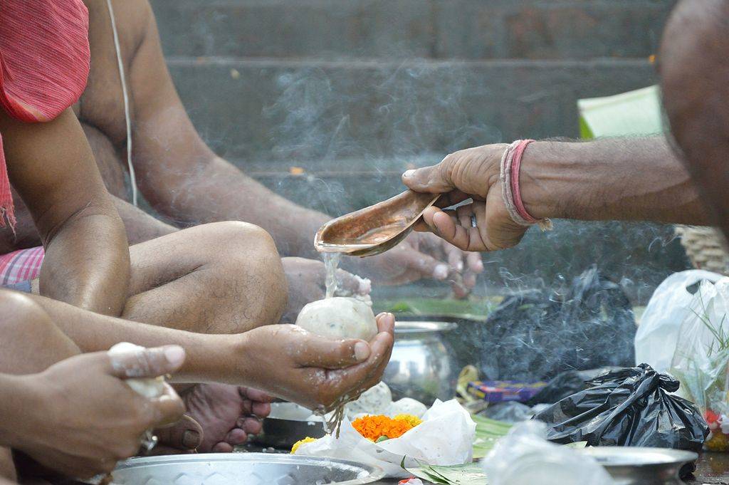 Pitru Paksha food rituals